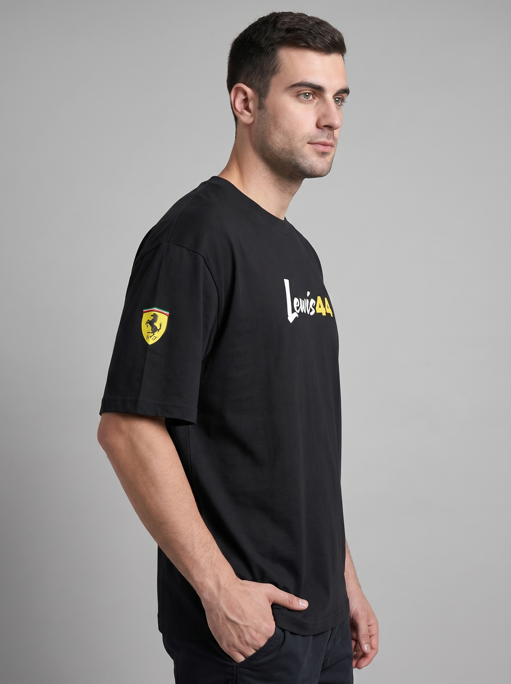 LEWIS HAMILTON " YELLOW HELMET" OVERSIZED RACING TSHIRT